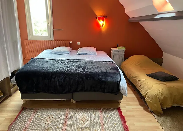 Couette-café Les Mottes 2*